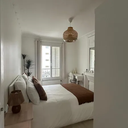 Magnifique 2 Pieces Renove A Neuf, 15, Idealement Situe * Paris