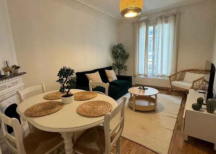 Superbe 2 Pièces Rénové, Proche De Appartamento